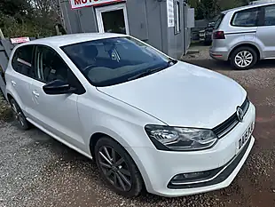Used 2015 Volkswagen Polo Se Design White - Interior and Exterior details 2