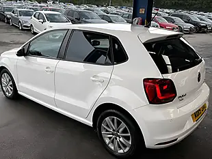 Used 2015 Volkswagen Polo Se Edition White - Interior and Exterior details 5