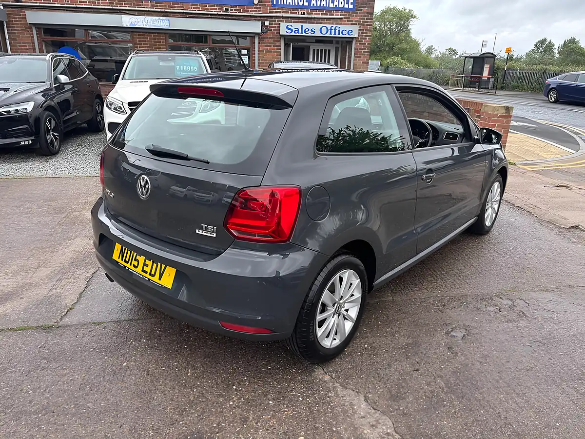 Used 2015 Volkswagen Polo Se Grey - Interior and Exterior details 13