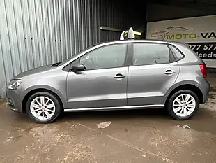 Used 2015 Volkswagen Polo Se Grey - Interior and Exterior details 10