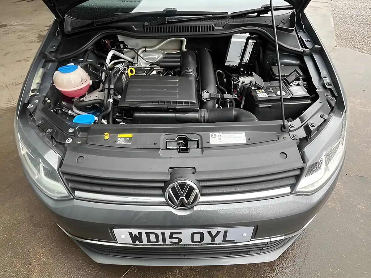 Used 2015 Volkswagen Polo Se Grey - Interior and Exterior details 13