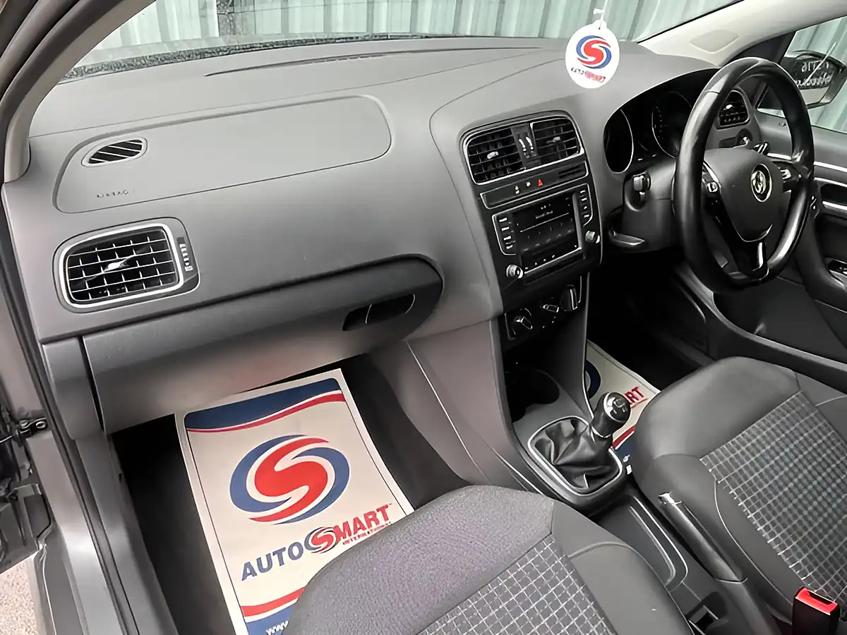 Used 2015 Volkswagen Polo Se Grey - Interior and Exterior details 19