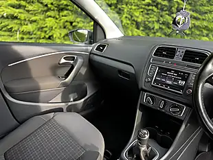 Used 2015 Volkswagen Polo Se Grey - Interior and Exterior details 14
