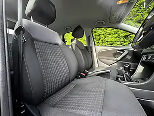 Used 2015 Volkswagen Polo Se Grey - Interior and Exterior details 15
