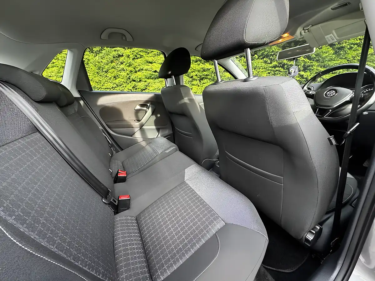 Used 2015 Volkswagen Polo Se Grey - Interior and Exterior details 16