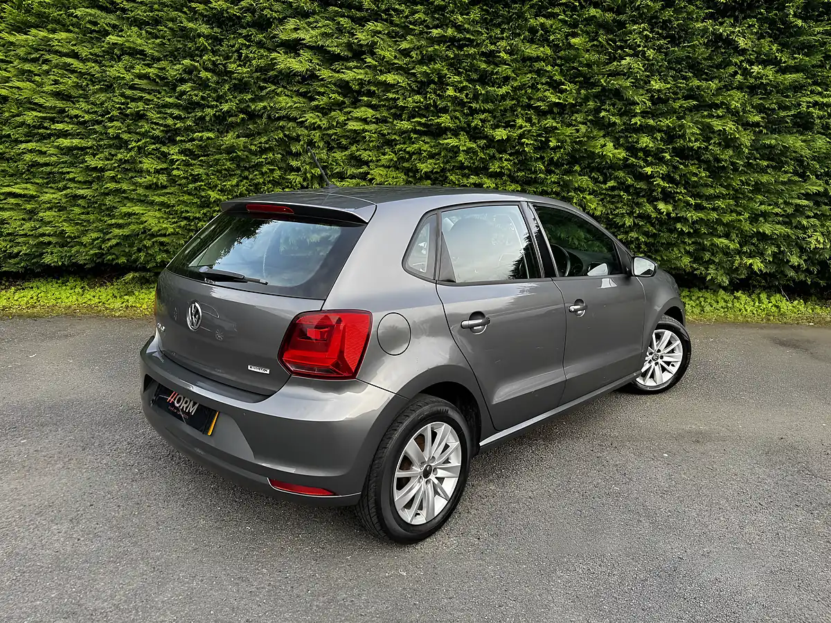 Used 2015 Volkswagen Polo Se Grey - Interior and Exterior details 4