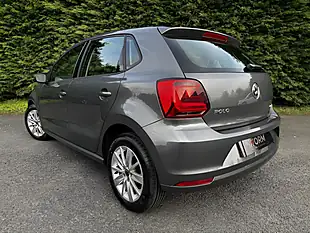 Used 2015 Volkswagen Polo Se Grey - Interior and Exterior details 7