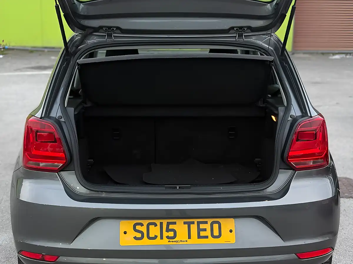 Used 2015 Volkswagen Polo Se Grey - Interior and Exterior details 10