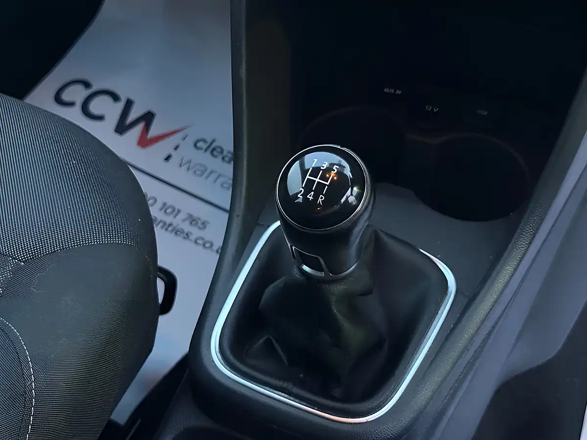Used 2015 Volkswagen Polo Se Grey - Interior and Exterior details 17