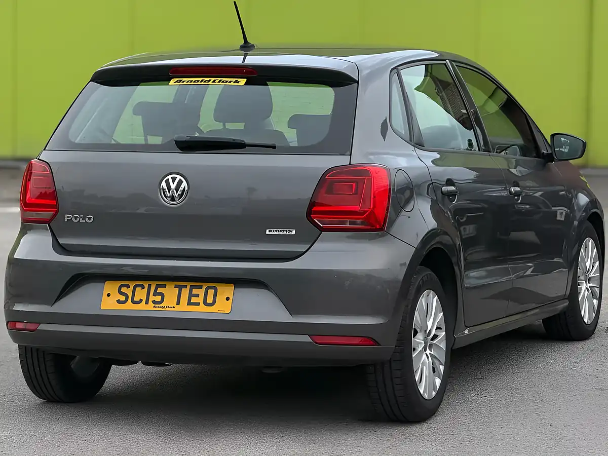 Used 2015 Volkswagen Polo Se Grey - Interior and Exterior details 4