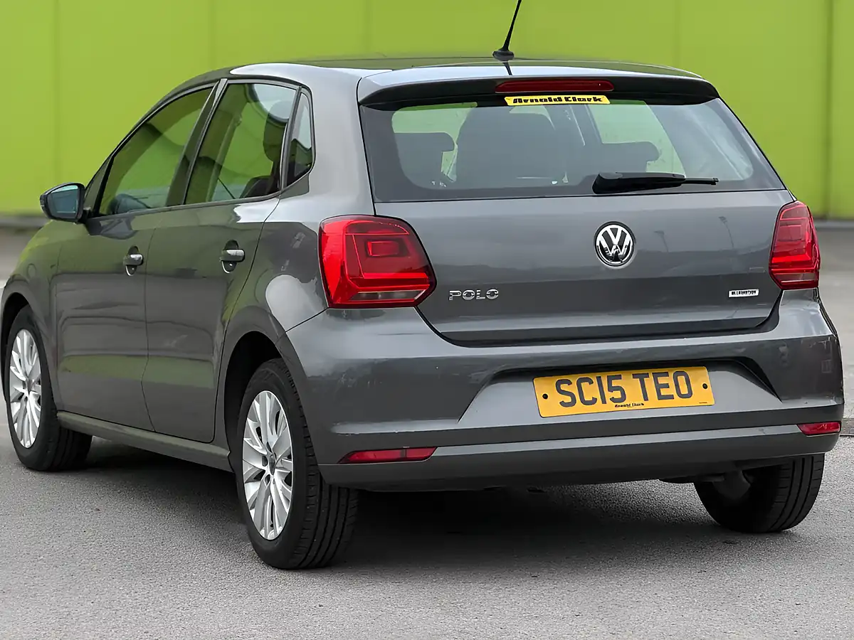 Used 2015 Volkswagen Polo Se Grey - Interior and Exterior details 5