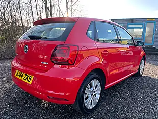 Used 2015 Volkswagen Polo Se Red - Interior and Exterior details 10