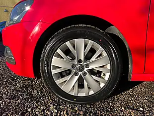 Used 2015 Volkswagen Polo Se Red - Interior and Exterior details 19