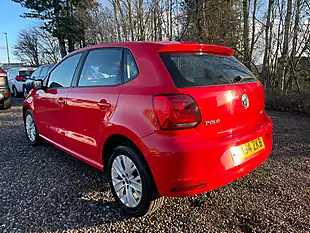 Used 2015 Volkswagen Polo Se Red - Interior and Exterior details 4