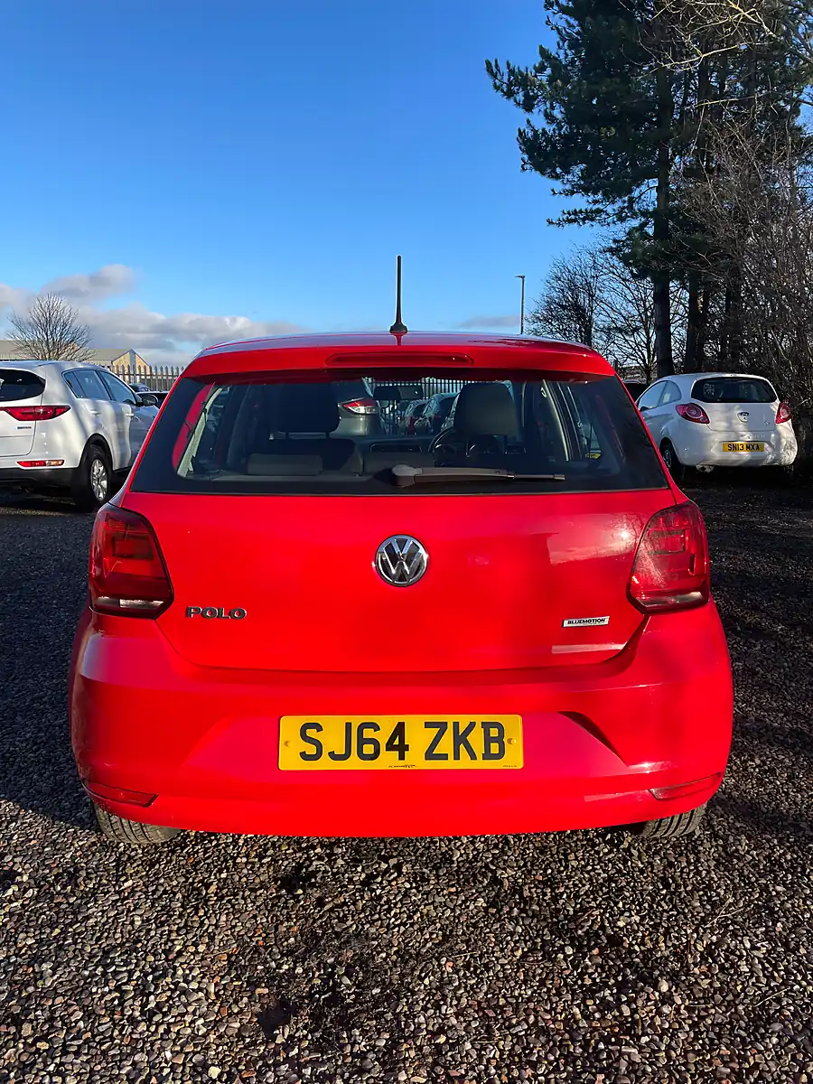 Used 2015 Volkswagen Polo Se Red - Interior and Exterior details 7