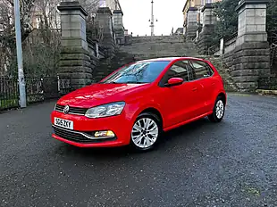 Used 2015 Volkswagen Polo Se Red - Interior and Exterior details 17