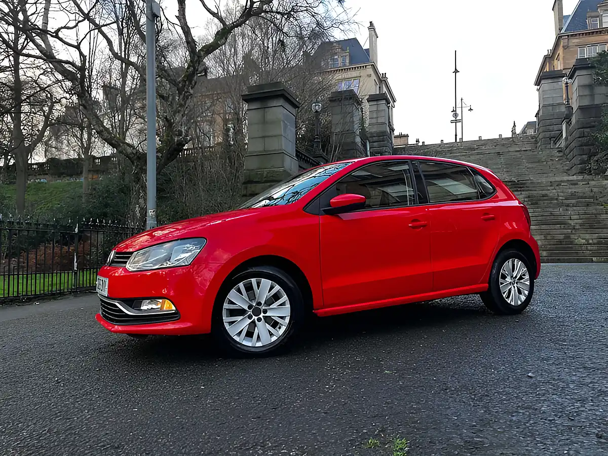 Used 2015 Volkswagen Polo Se Red - Interior and Exterior details 18