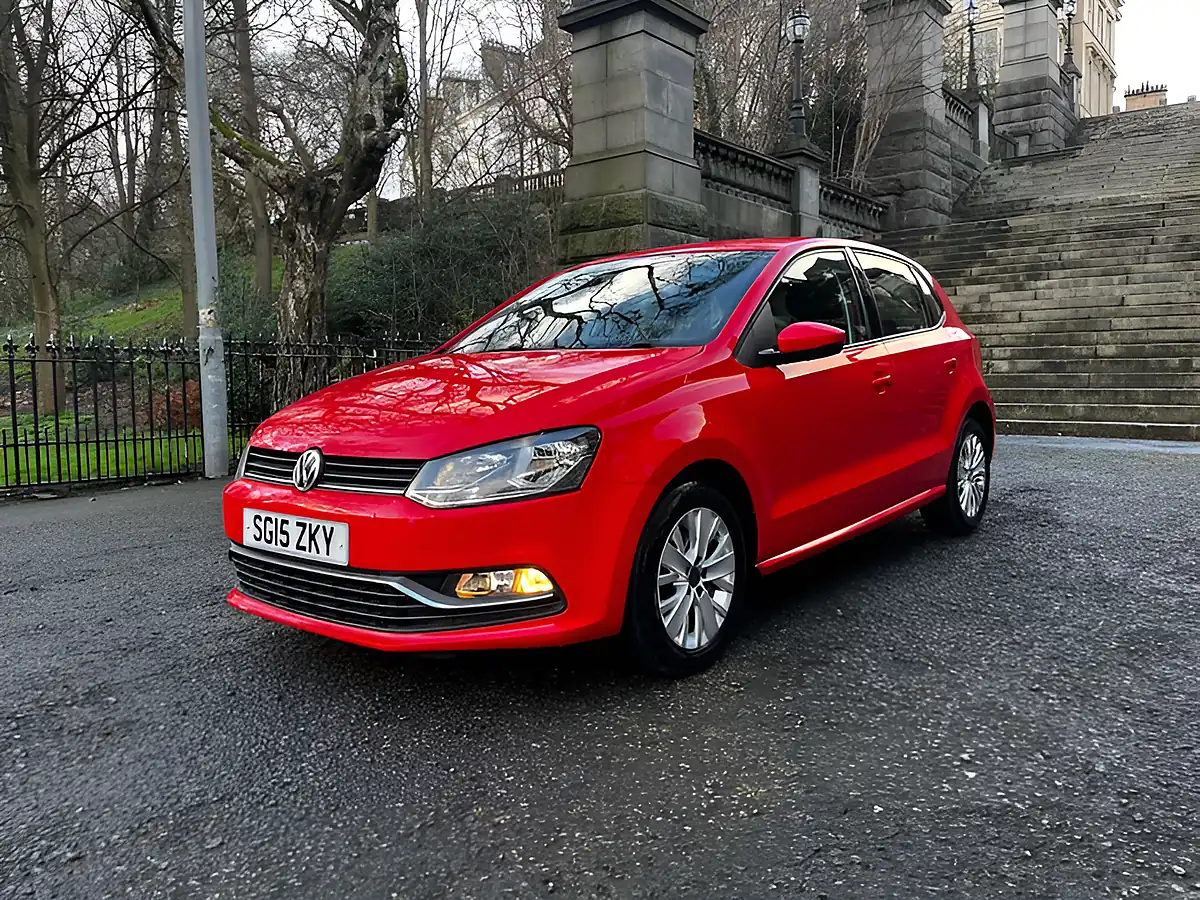 Used 2015 Volkswagen Polo Se Red - Interior and Exterior details 20
