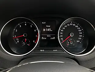 Used 2015 Volkswagen Polo Se Red - Interior and Exterior details 20