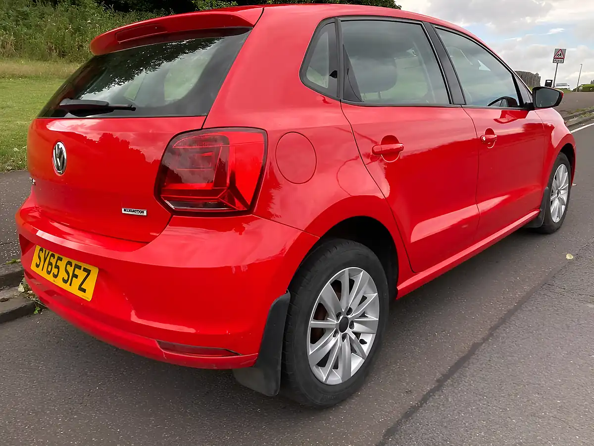 Used 2015 Volkswagen Polo Se Red - Interior and Exterior details 3