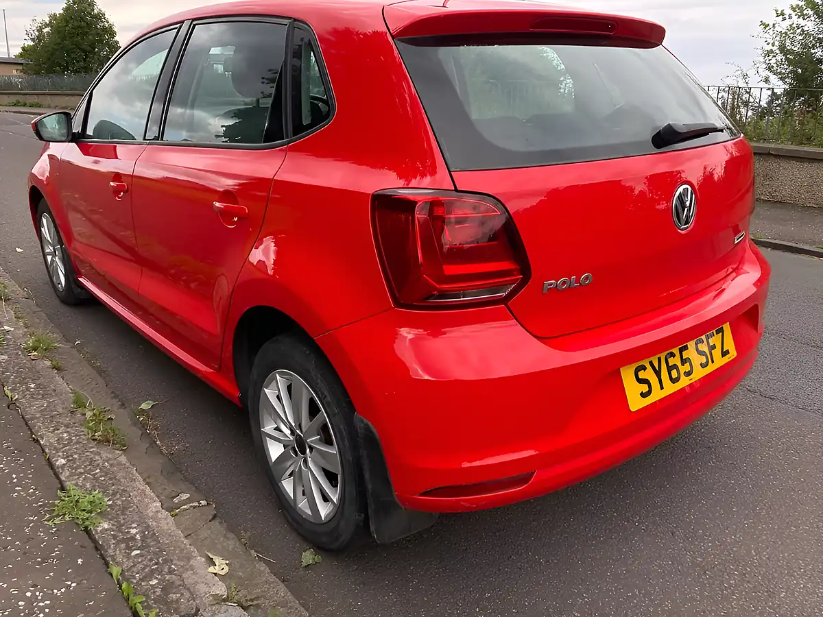 Used 2015 Volkswagen Polo Se Red - Interior and Exterior details 5