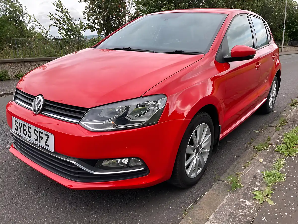 Used 2015 Volkswagen Polo Se Red - Interior and Exterior details 7