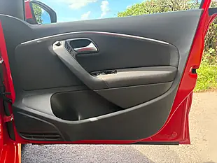 Used 2015 Volkswagen Polo Se Red - Interior and Exterior details 15