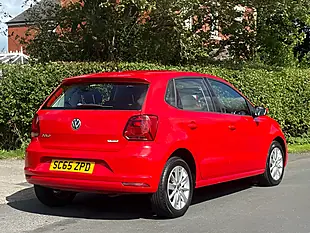 Used 2015 Volkswagen Polo Se Red - Interior and Exterior details 5