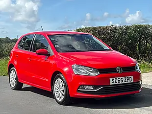 Used 2015 Volkswagen Polo Se Red - Interior and Exterior details 7