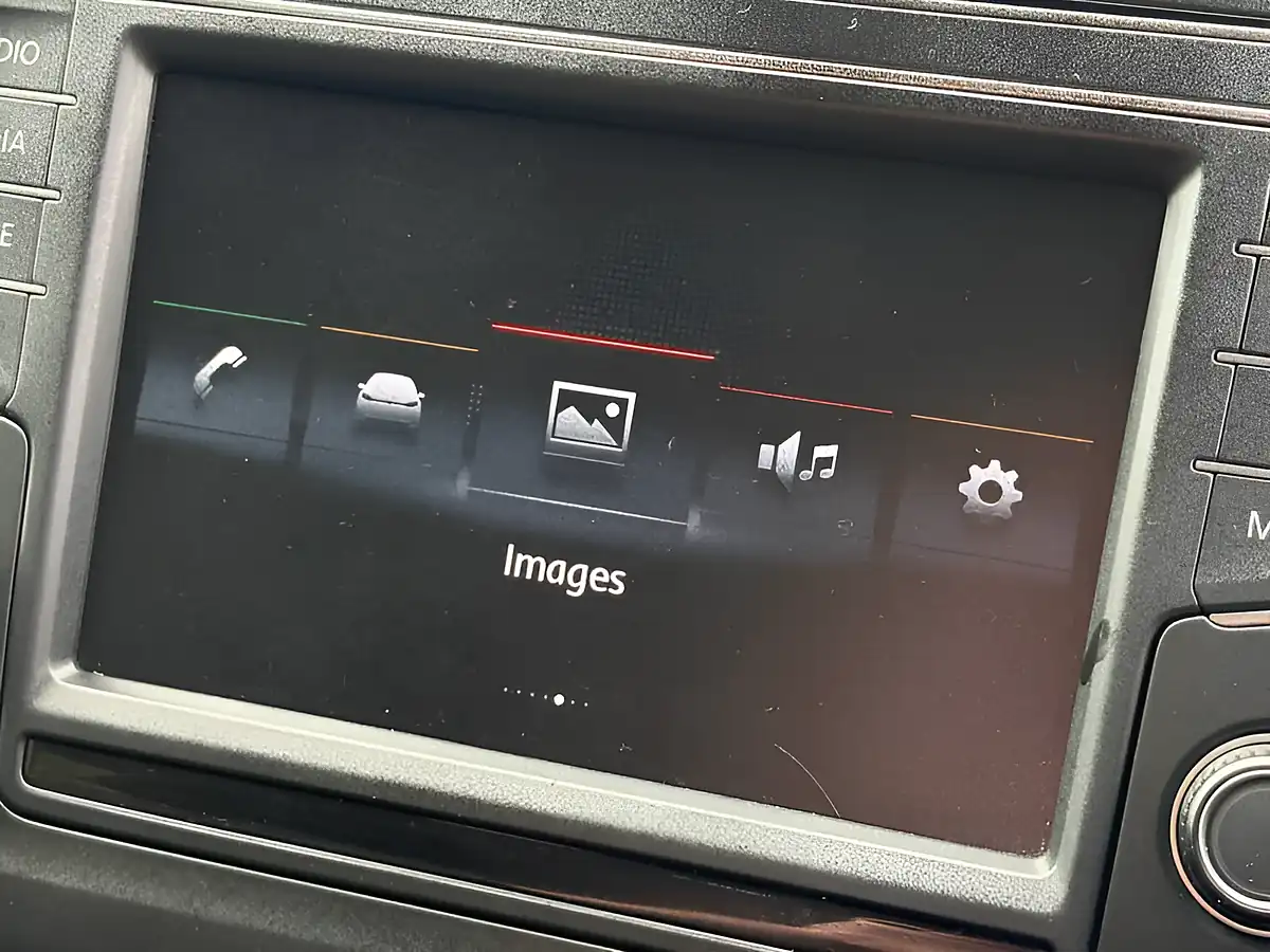 Used 2015 Volkswagen Polo Se Red - Interior and Exterior details 10