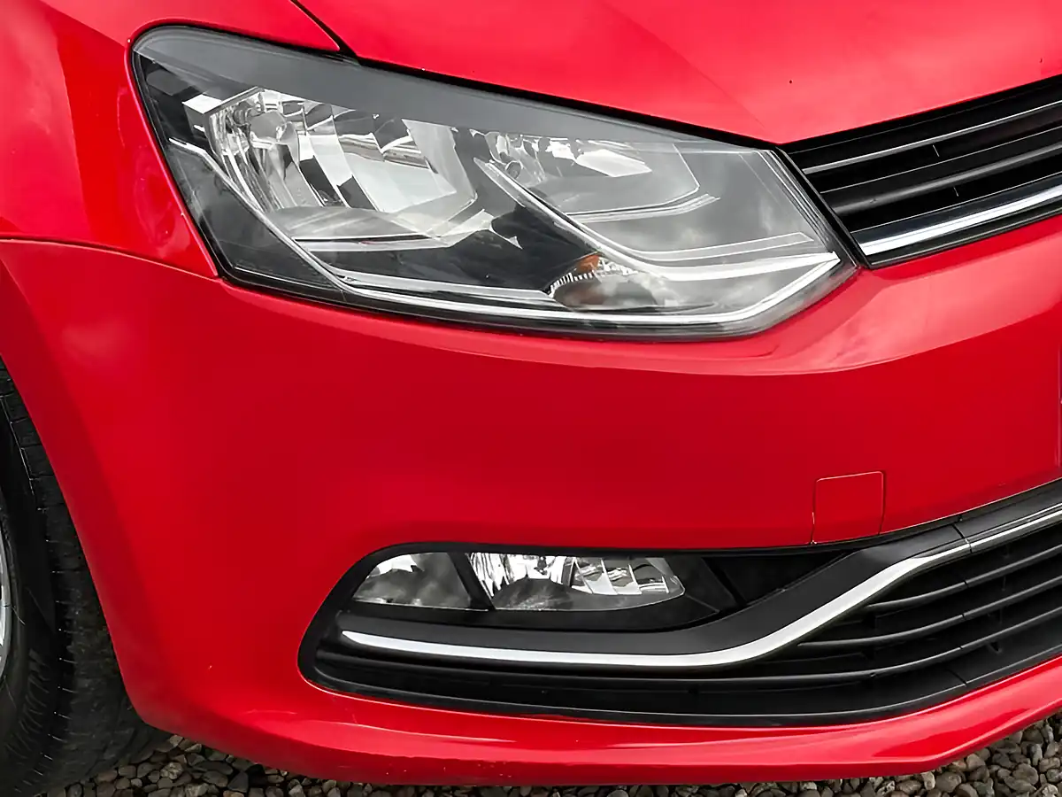 Used 2015 Volkswagen Polo Se Red - Interior and Exterior details 6