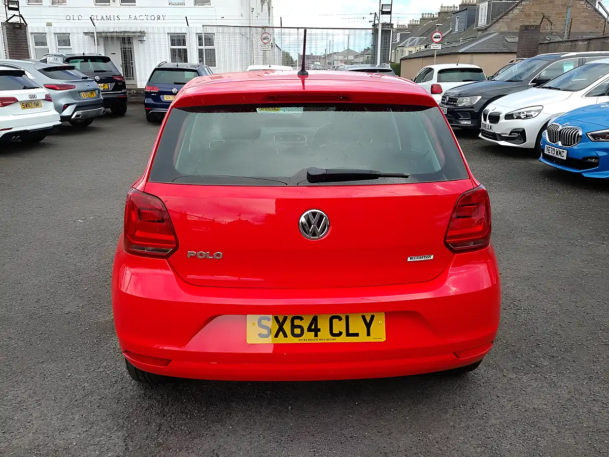 Used 2015 Volkswagen Polo Se Red - Interior and Exterior details 5