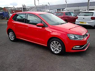 Used 2015 Volkswagen Polo Se Red - Interior and Exterior details 8