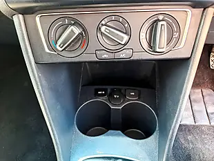 Used 2015 Volkswagen Polo Se Red - Interior and Exterior details 10