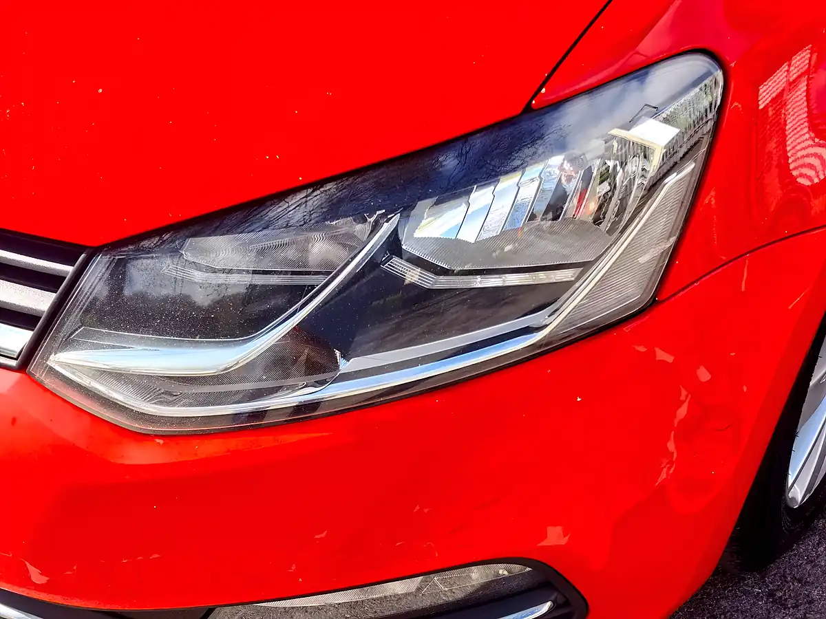 Used 2015 Volkswagen Polo Se Red - Interior and Exterior details 13