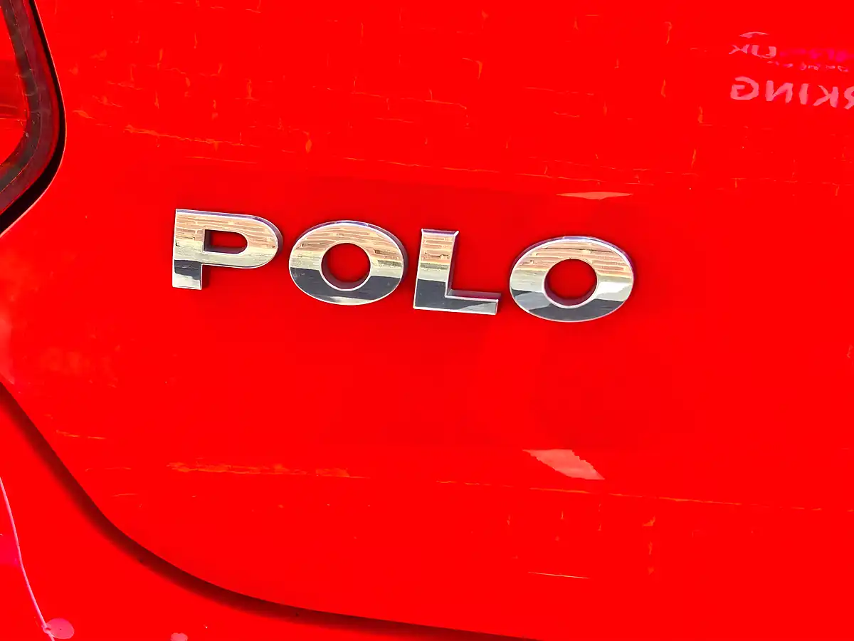 Used 2015 Volkswagen Polo Se Red - Interior and Exterior details 14
