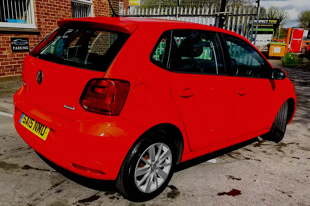 Used 2015 Volkswagen Polo Se Red - Interior and Exterior details 4