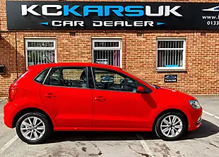 Used 2015 Volkswagen Polo Se Red - Interior and Exterior details 6