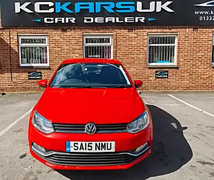 Used 2015 Volkswagen Polo Se Red - Interior and Exterior details 7