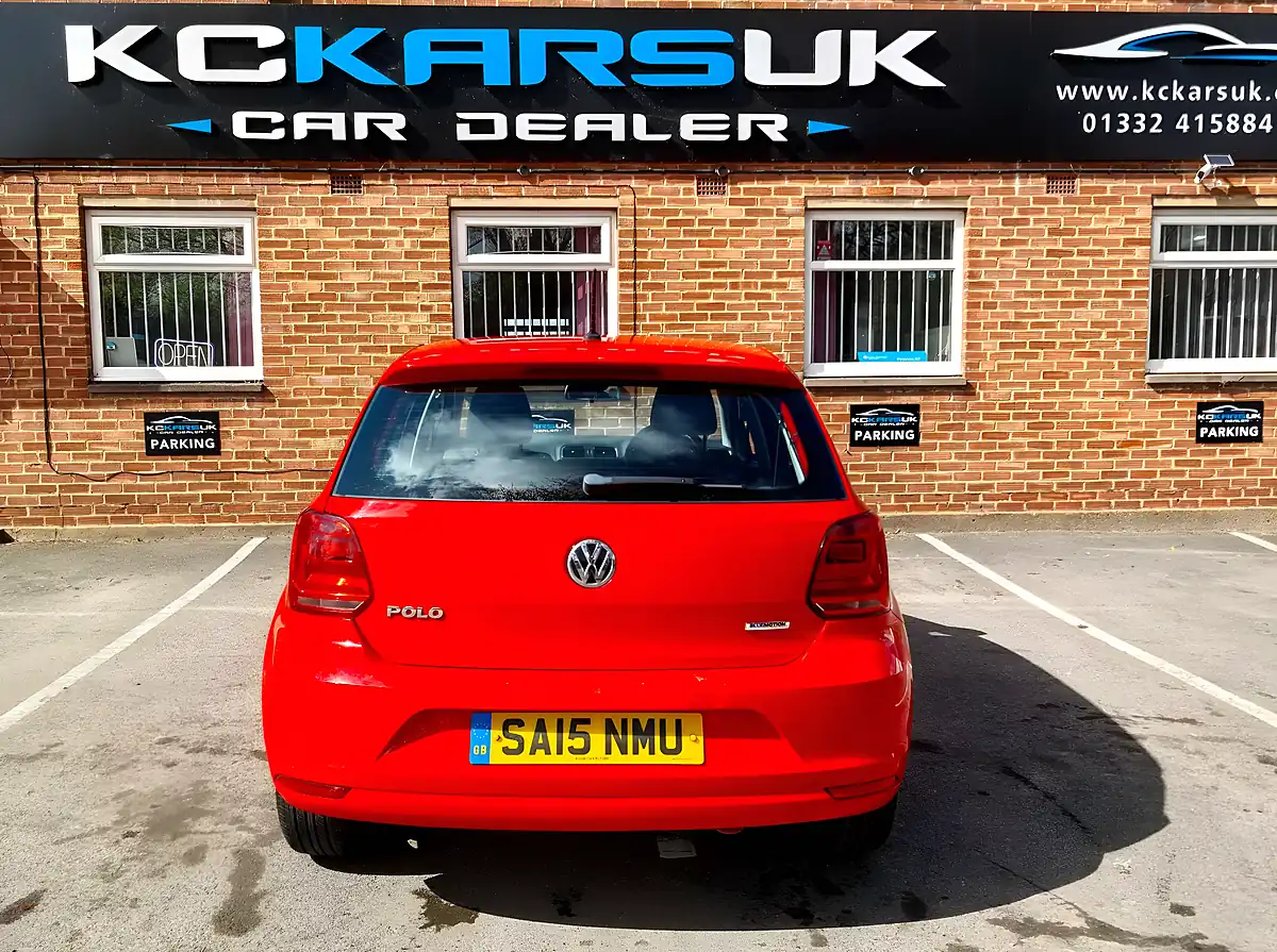Used 2015 Volkswagen Polo Se Red - Interior and Exterior details 8