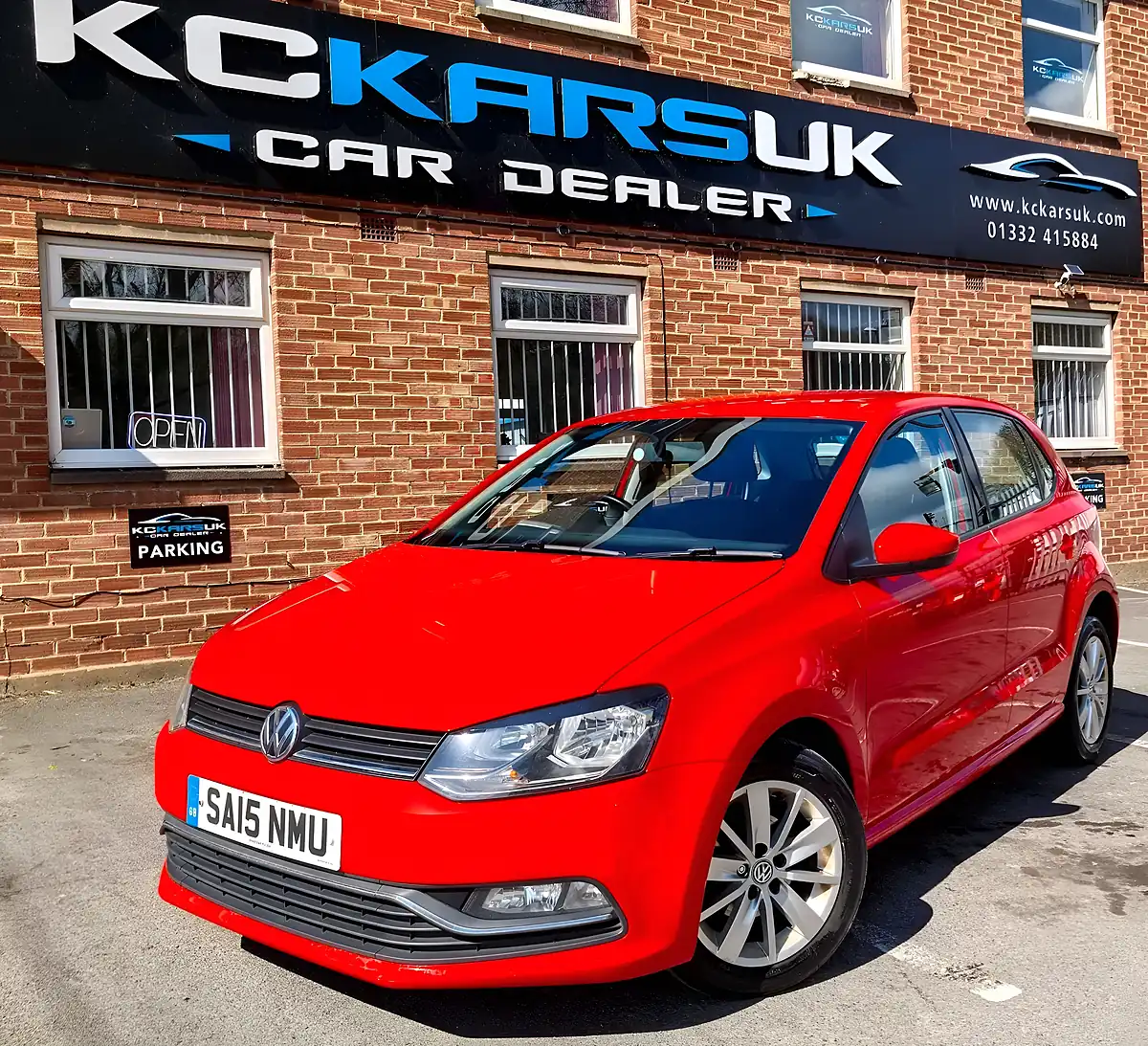 Used 2015 Volkswagen Polo Se Red - Interior and Exterior details 9
