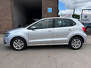 Used 2015 Volkswagen Polo Se Silver - Interior and Exterior details 4