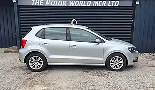 Used 2015 Volkswagen Polo Se Silver - Interior and Exterior details 4