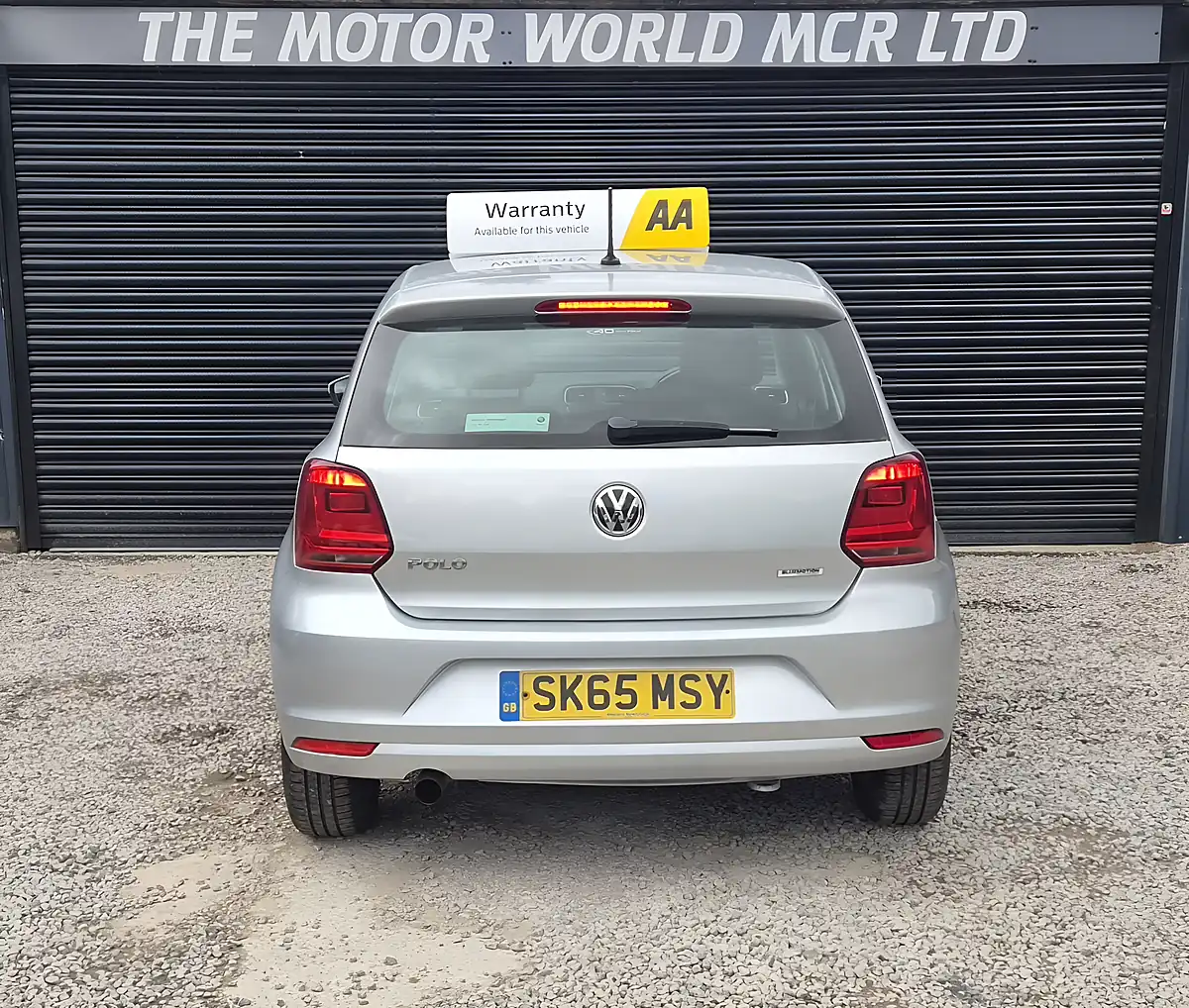 Used 2015 Volkswagen Polo Se Silver - Interior and Exterior details 6
