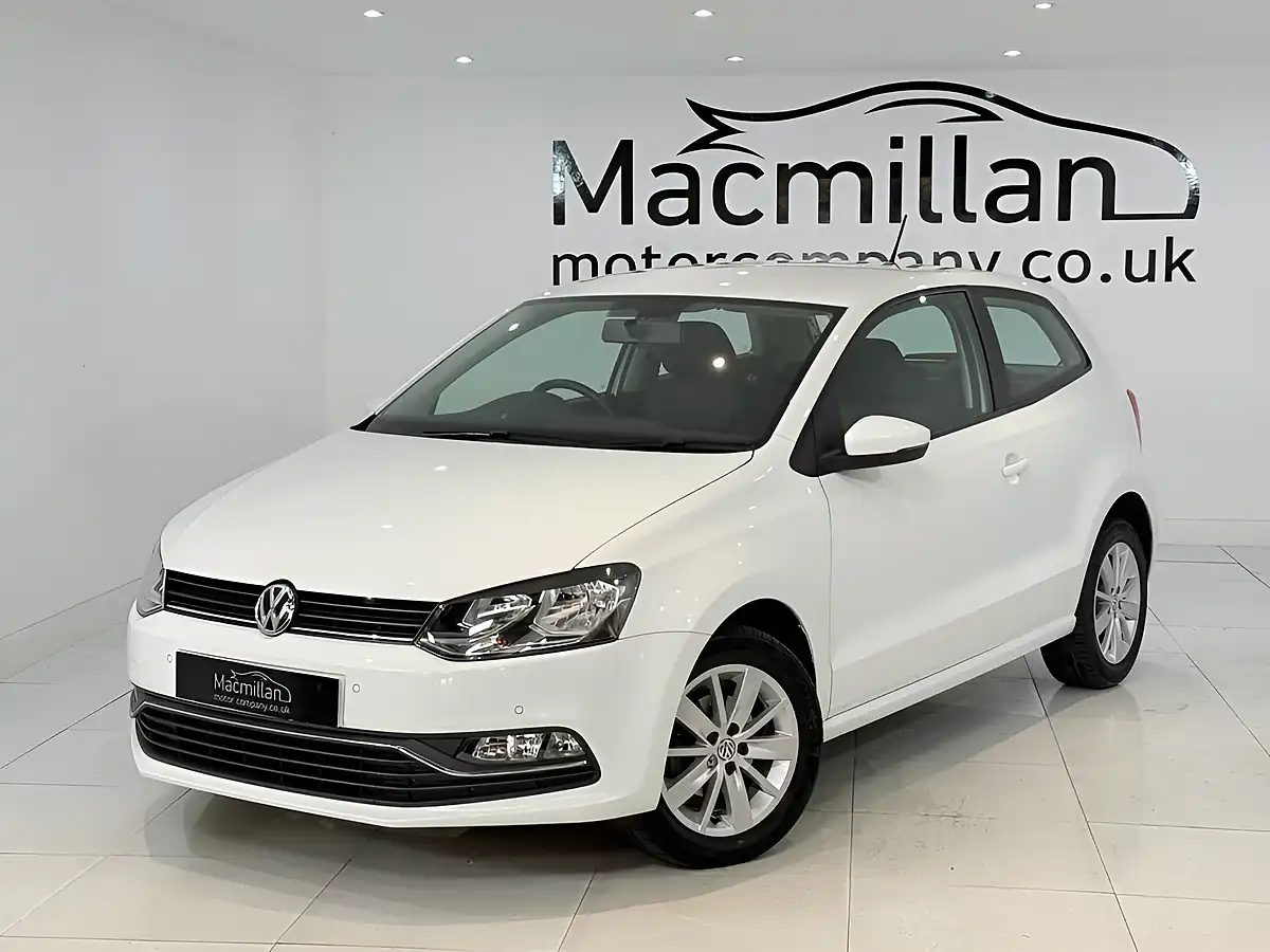 Used 2015 Volkswagen Polo Se White - Interior and Exterior details 6