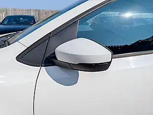 Used 2015 Volkswagen Polo Se White - Interior and Exterior details 17
