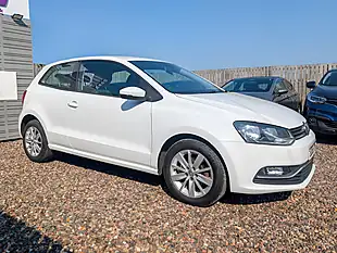 Used 2015 Volkswagen Polo Se White - Interior and Exterior details 5