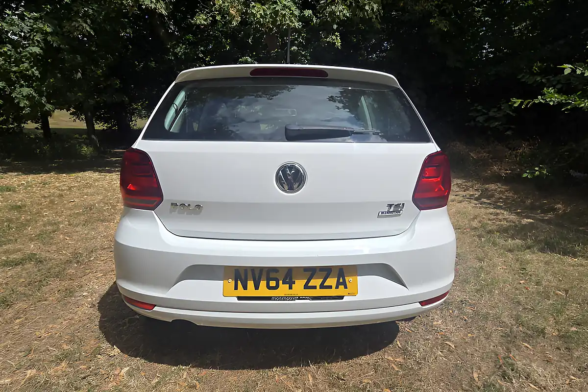 Used 2015 Volkswagen Polo Se White - Interior and Exterior details 5