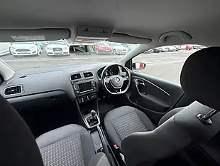 Used 2015 Volkswagen Polo Se White - Interior and Exterior details 17