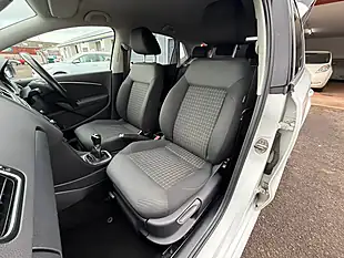 Used 2015 Volkswagen Polo Se White - Interior and Exterior details 18